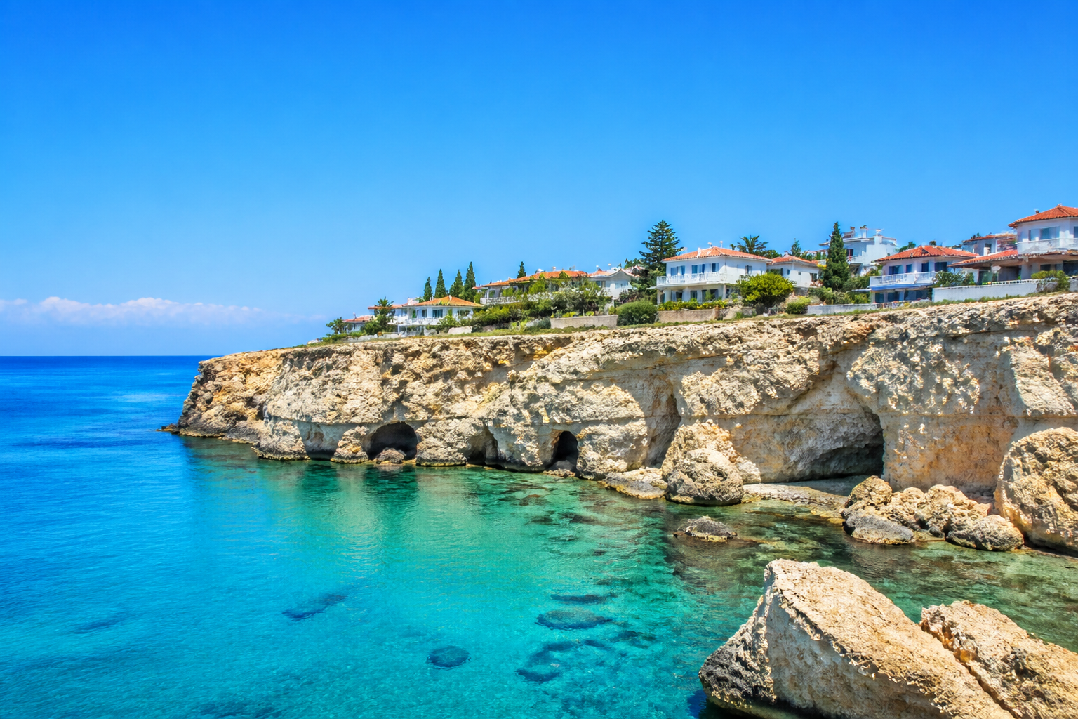 Cyprus — real estate with EIS Immobilien